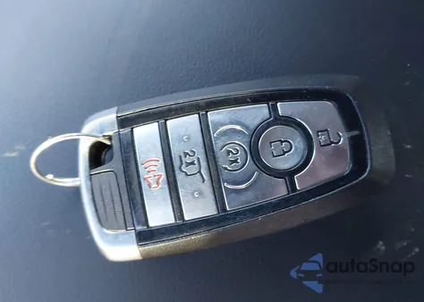 2022 Ford Explorer Xlt z USA, uszkodzony, nr VIN 1FMSK8DHXNGA23796